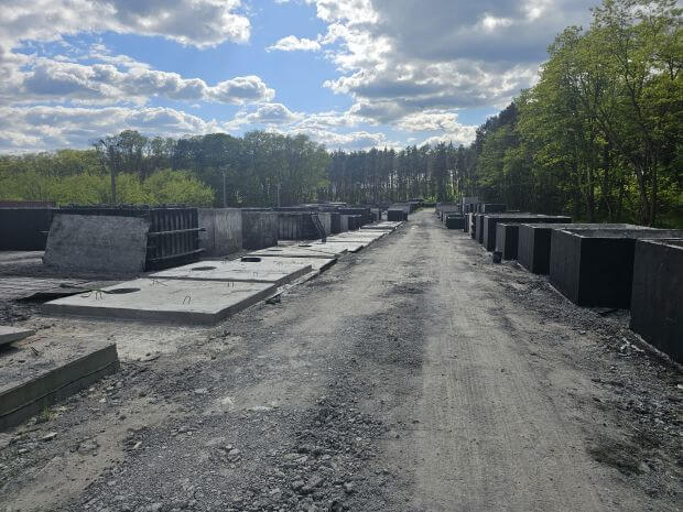 Zbiorniki betonowe różnych pojemności z atestem PZH  w Jarocinie